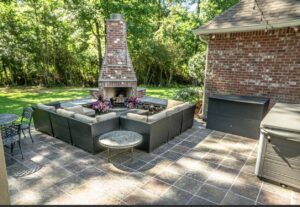 Landscaping Outdoor Living Spaces